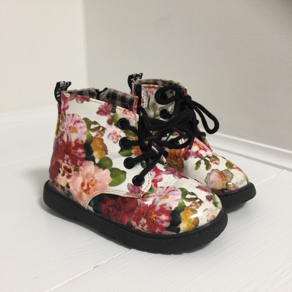 Floral Toddler Size 7 Zip/Tie Boots